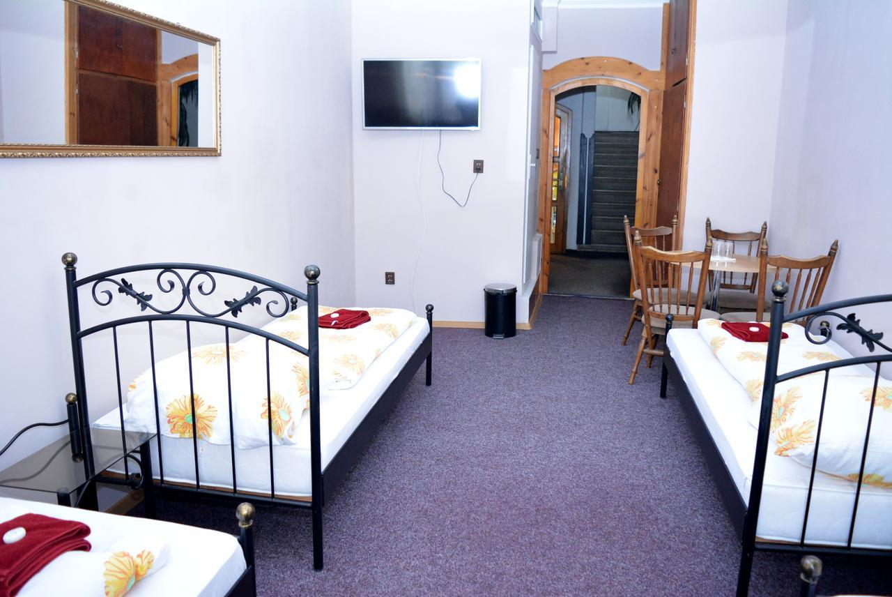 Hotel Posta Decin Exteriör bild